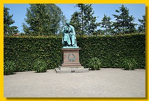 DSC06864.jpg